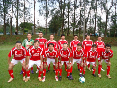 Homenagem Ao Time da Associação dos Bancários jogos interclubes 2013. 